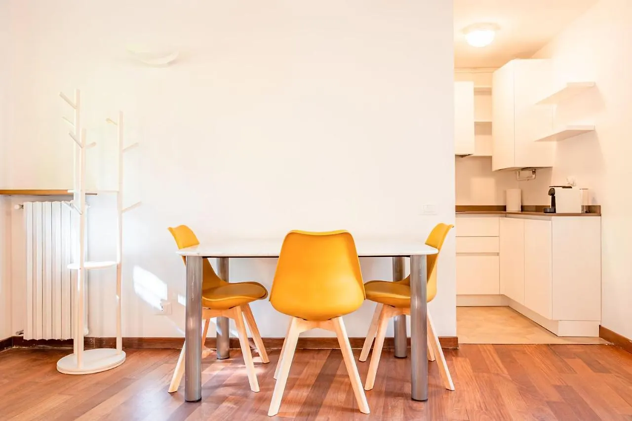 Apartment Appartamento Le Guglie In Piazza Castello - Centro Storico Milan